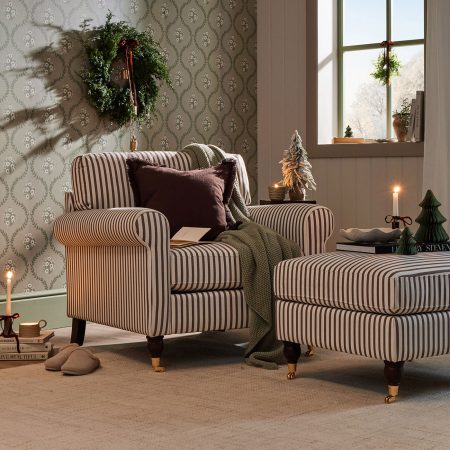christmas cottage vibe set photography